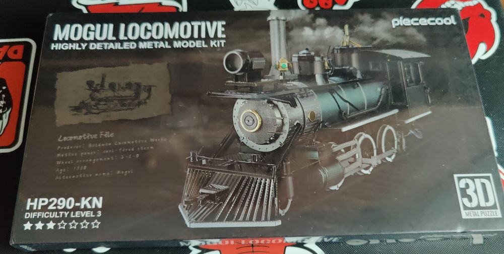 Металевий 3D конструктор потягу