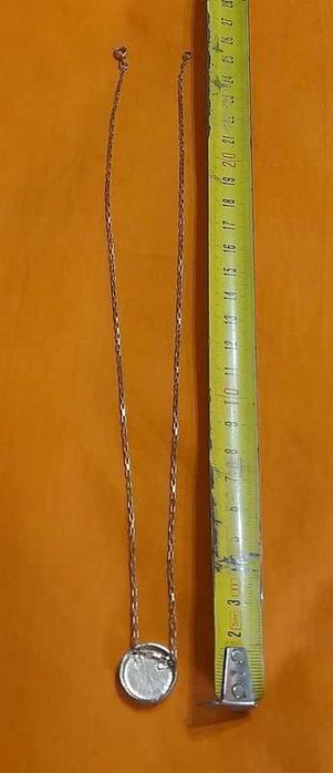 Colar com banho a Prata com pingente  Pomba