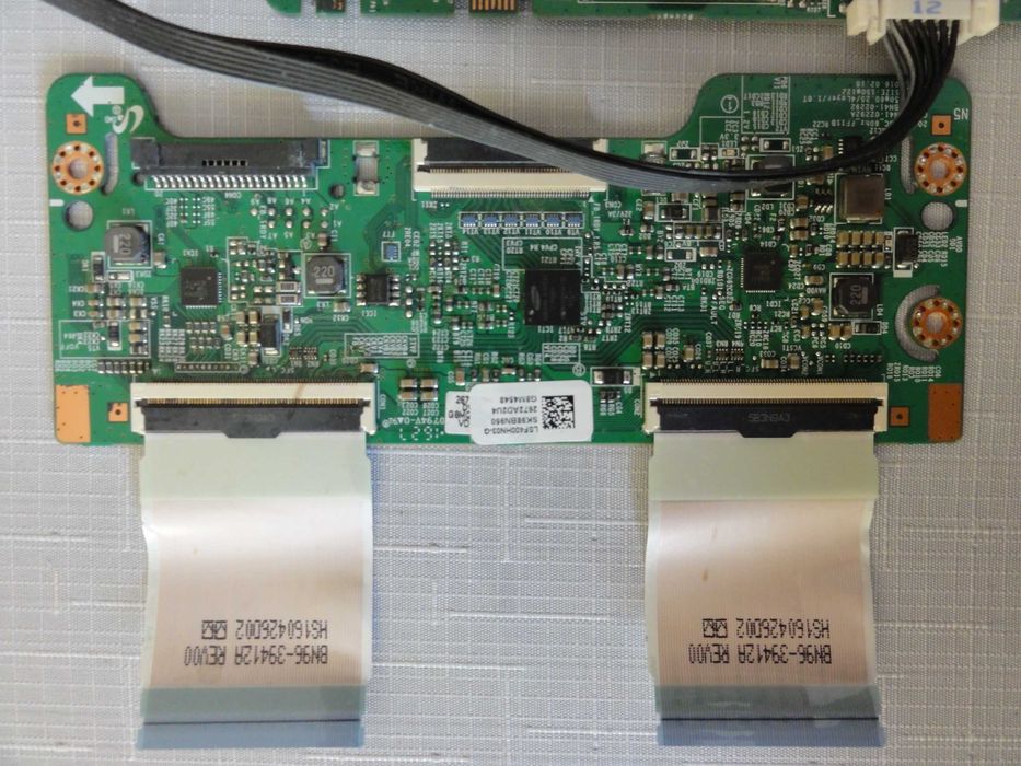 Płyta sygnałowa Samsung UE 5570 U