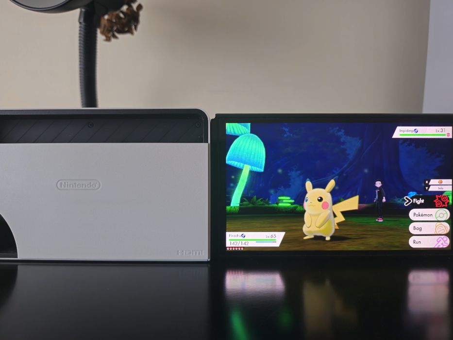 Nintendo Switch Oled + Zelda: Breath of the Wild / Tears of the Kingdom