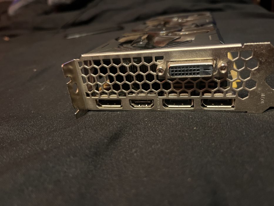 Gtx 1070ti 8GB.