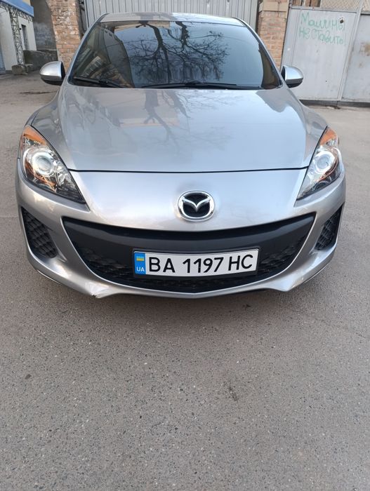 Mazda 3  2012 skayaktiv