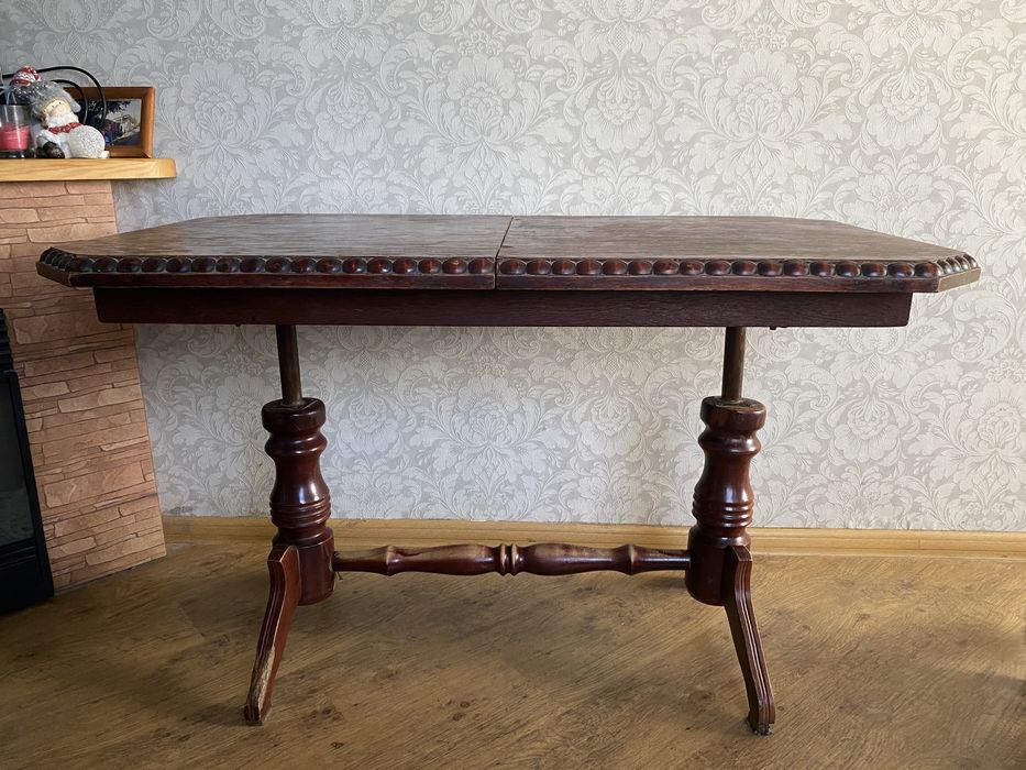 Розкладний стіл