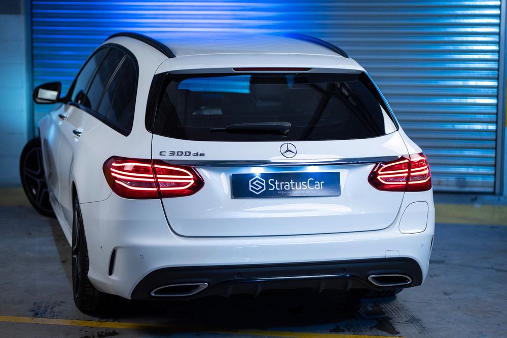 Mercedes-Benz c300de | AMG | Pack Night | Ambient | Autopilot | Full