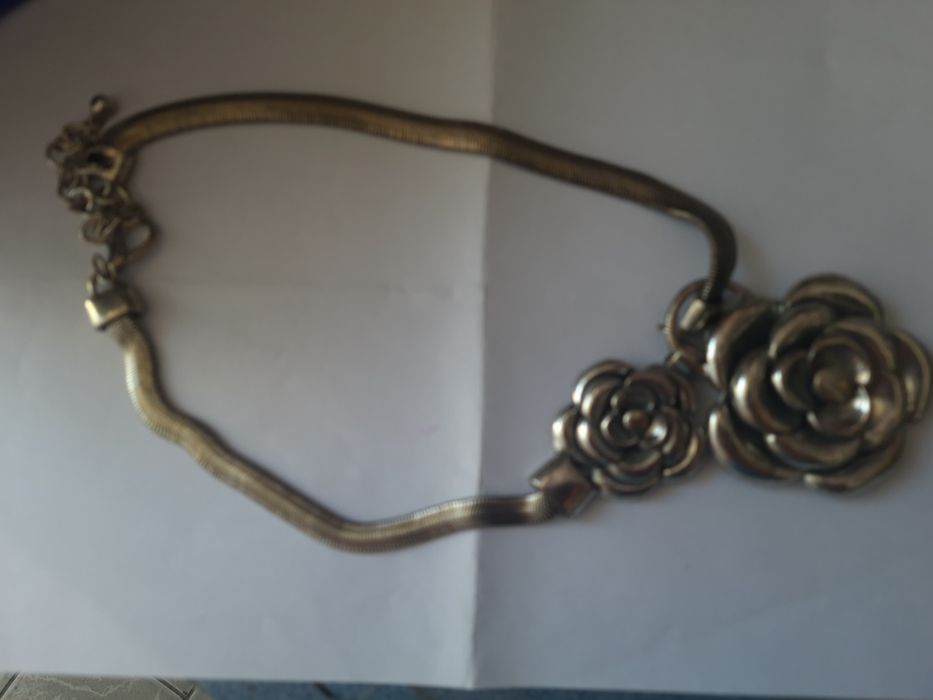 Продам красивое украшение