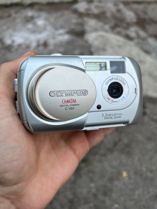 Olympus C-160 цифровой фотоаппарат