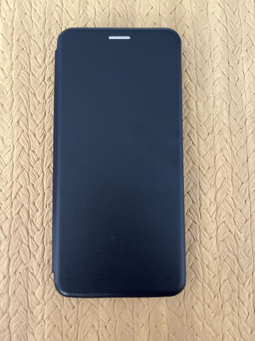 Etui zamykane na telefon  Xiaomi Redmi 13C- nowe