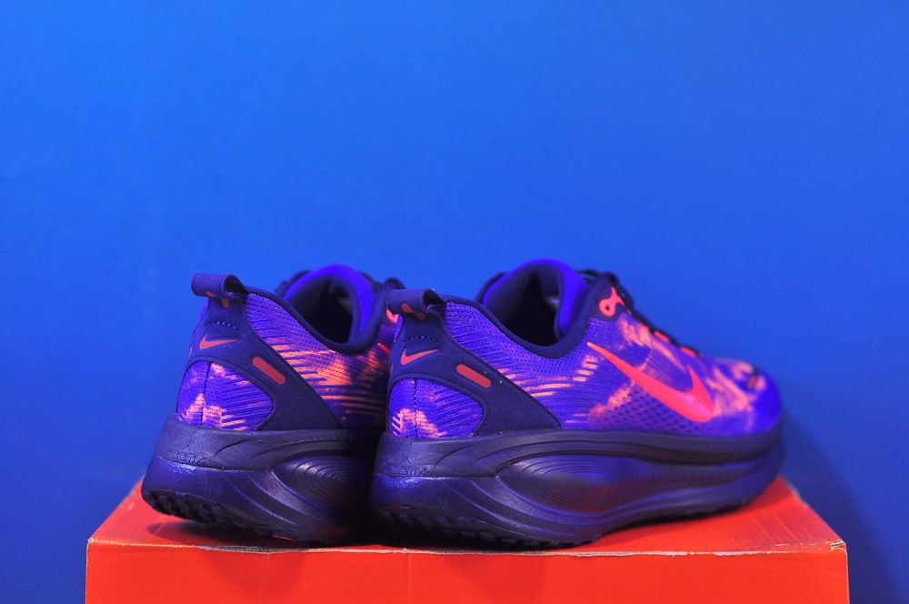 Кросівки Ecco Biom 2.0 , Nike Vomero 18 Оригінал