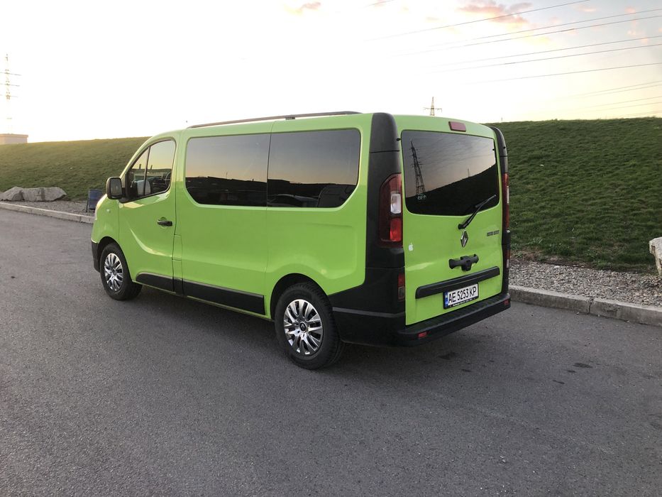 Продам Renault Trafic 2016 пасажир 9 місць