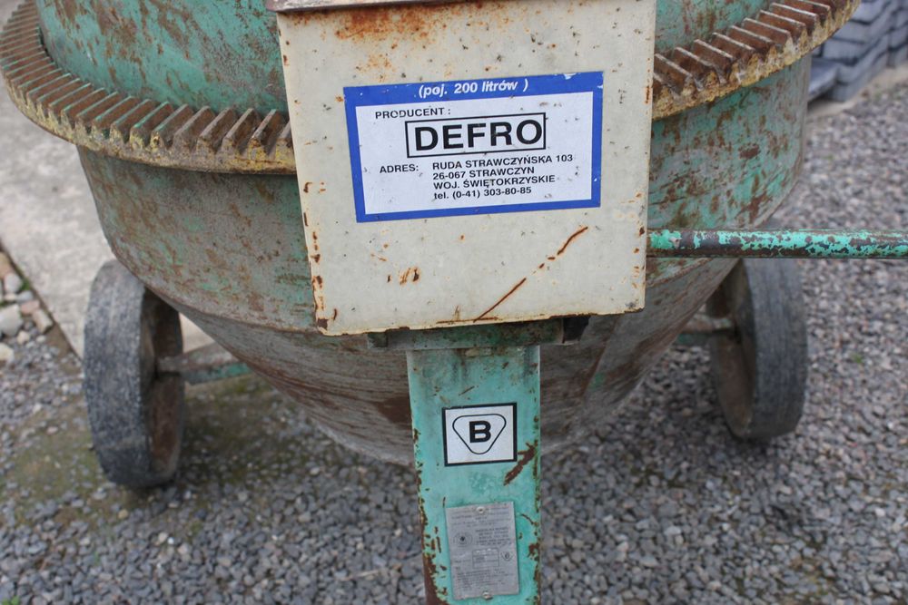 DEFRO-200L Mieszalnik betoniarka
