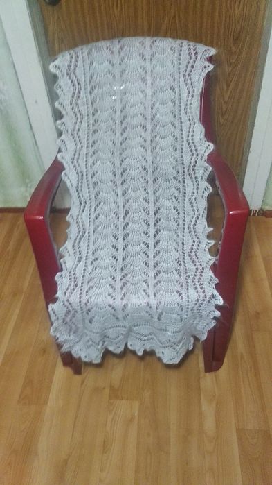 Шарф белый ажурный из козьего пуха