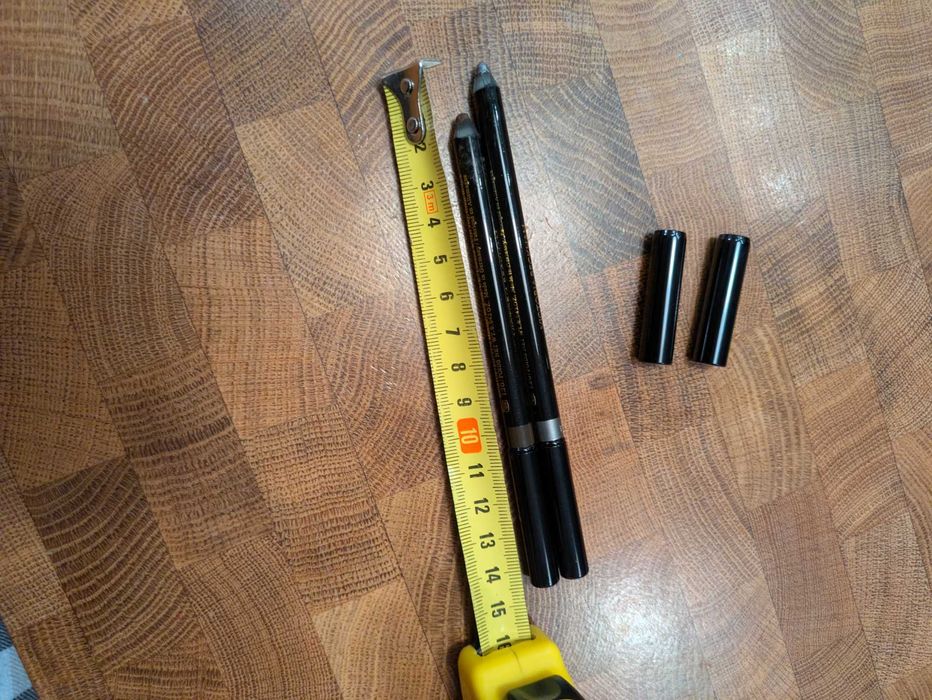 Victoria Beckham Beauty Satin Kajal