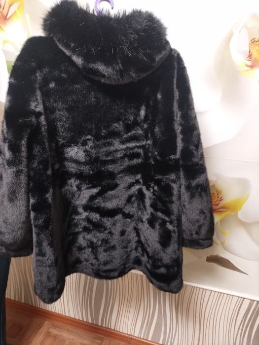 Продам шубу под норку