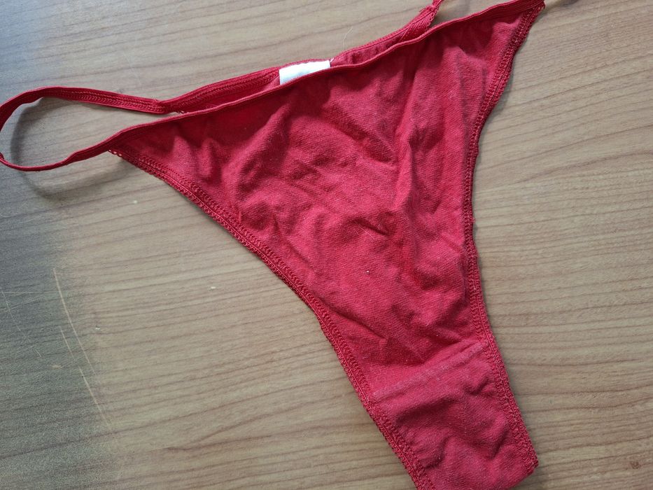 Stringi damskie rozm. L/XL