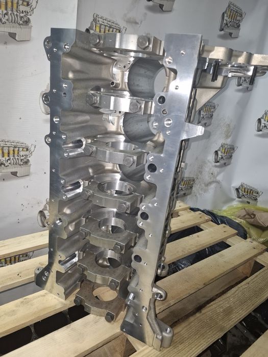 Nowy orginalny  blok bmw 3.0d 3.5d m57n2 m57tue2 306d3 306d5