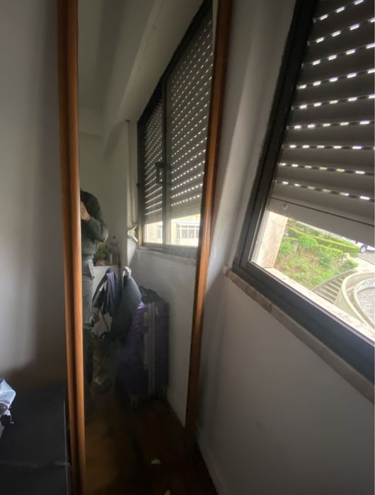 Espelho com Moldura em madeira a venda