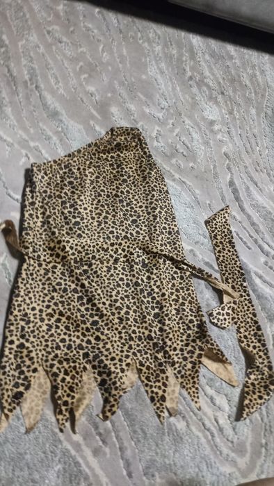 Strój jaskiniowiec panterka 5-6 lat