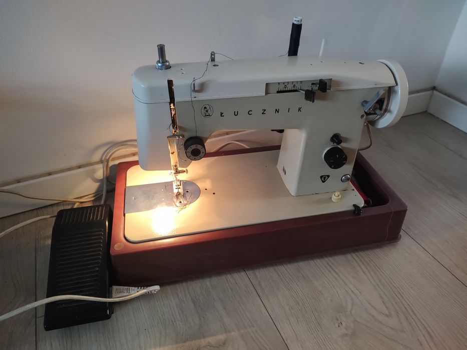 Maszyna do szycia Łucznik