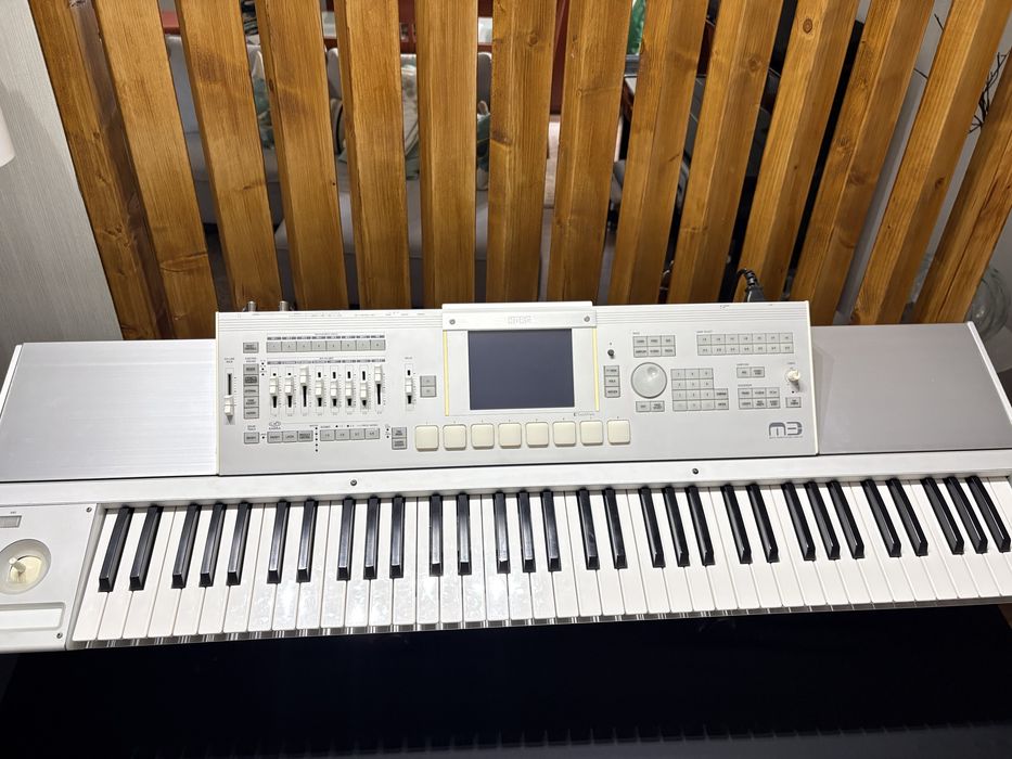 Korg M3 Expanded 73 teclas