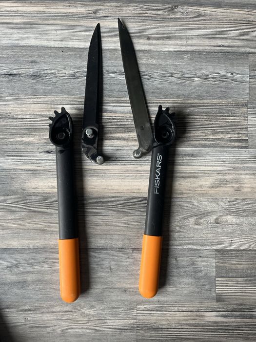 Nożyce do żywopłotu Fiskars HS72 na części