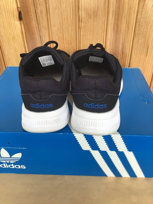Оригинальные кроссовки Adidas , р 39-39, 5 (26 см)  В идеале!