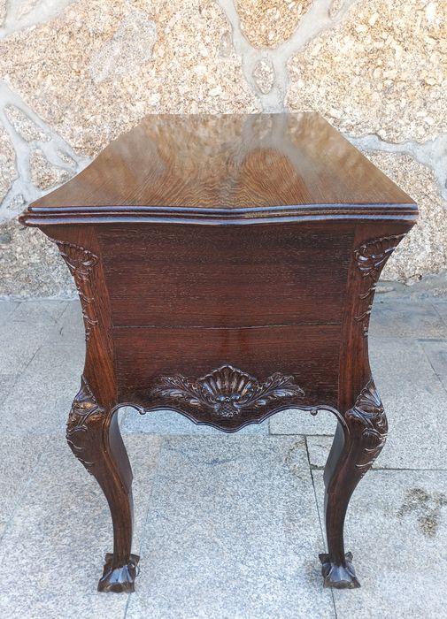 Cómoda Antiga Em Madeira Maciça