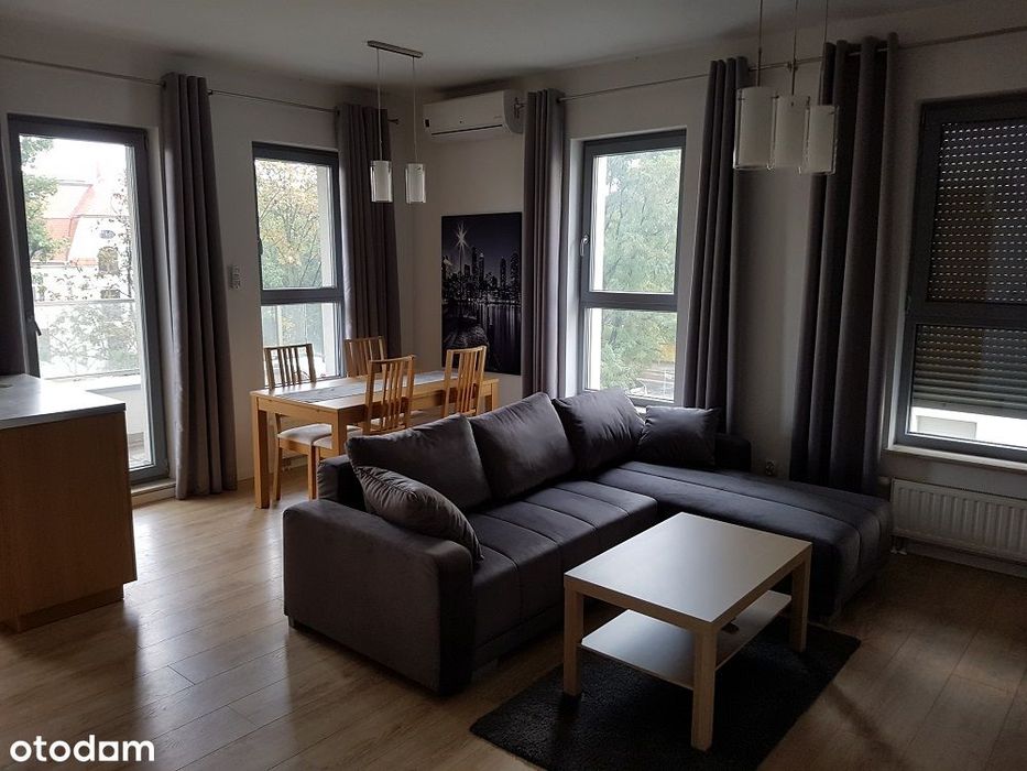 Komfortowy apartament z loggią i 2 miejscami w garażu