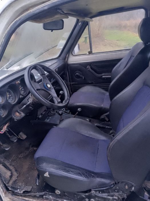 Нива на повному ходу