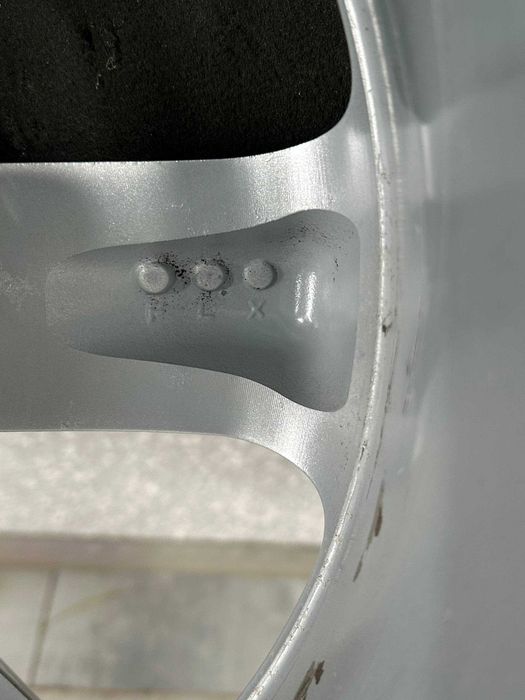 Диски Nissan ОРИГИНАЛ 6/114,3 R17 7J ET30 Dia 66.1
