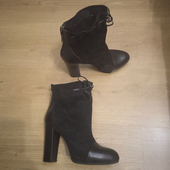 Botki na słupku By o La La