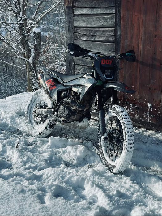 Kovi jnc 300 ідеальний стан