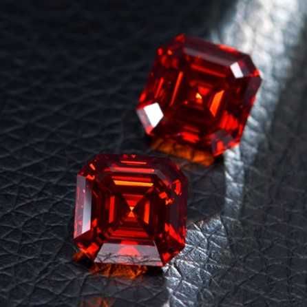 Diament Moissanit Czerwony Garnet Asscher 6x6mm- 1CT VVS1-D