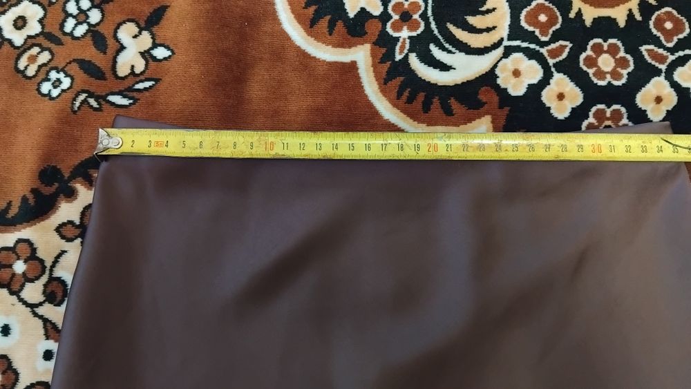 Продам  спідницю  IMPERIAL