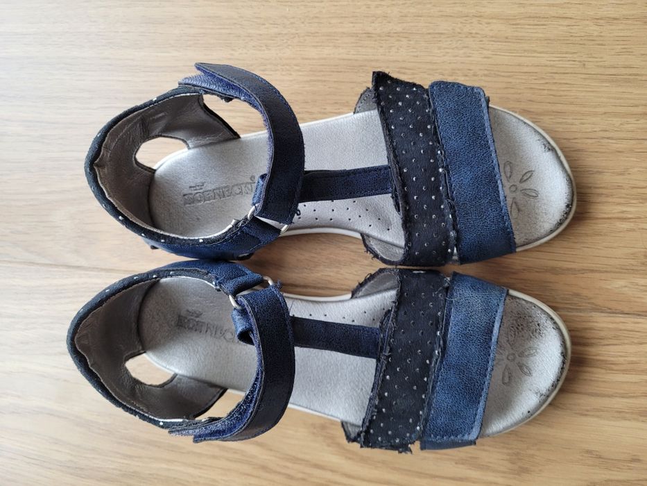 Sandały dziewczęce rozmiar 33