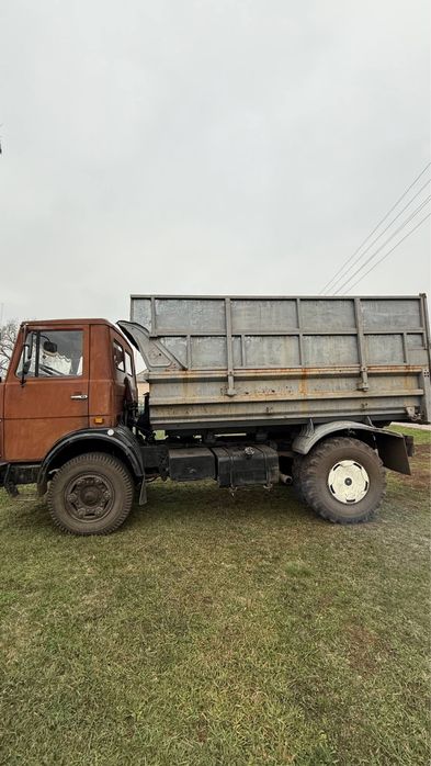 Продам МАЗ  5551