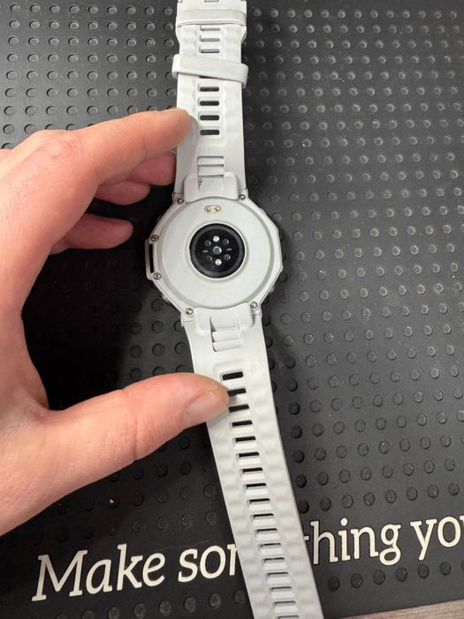 Часи Amazfit t-rex 3