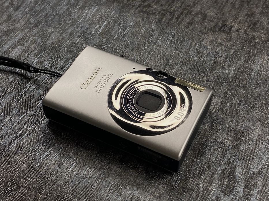 Canon IXUS 80 IS в дуже хорошому стані