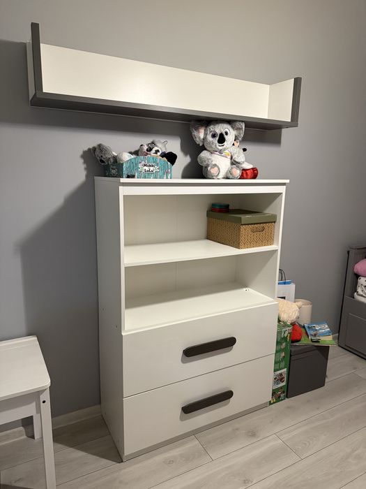 Komoda dwie szuflady szerokosc 90 wysokosc 132 plus półka