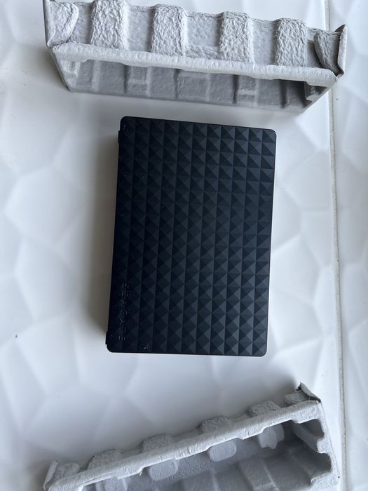 Новый Seagaye Expansion 3TB
