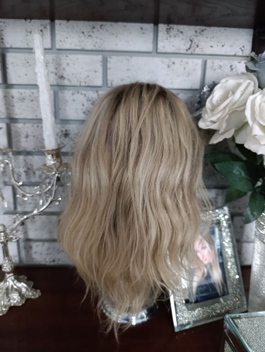 Peruka włosy blond z odrostem  100% naturalne