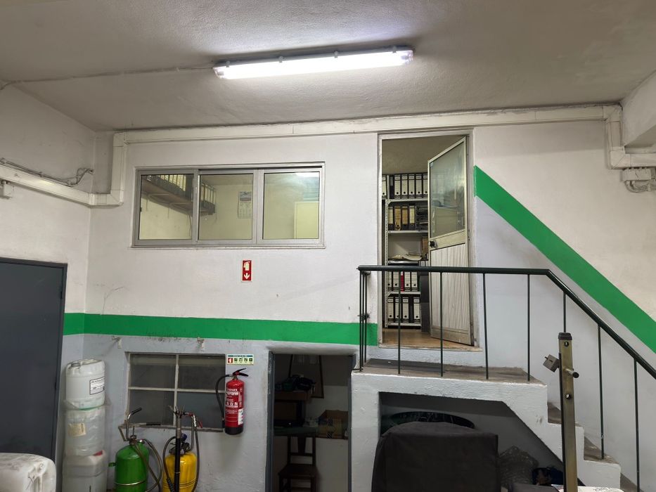 Oficina Automóvel - Venda