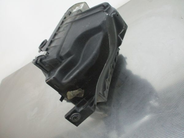 Caixa filtro ar VOLKSWAGEN Passat (3B3)