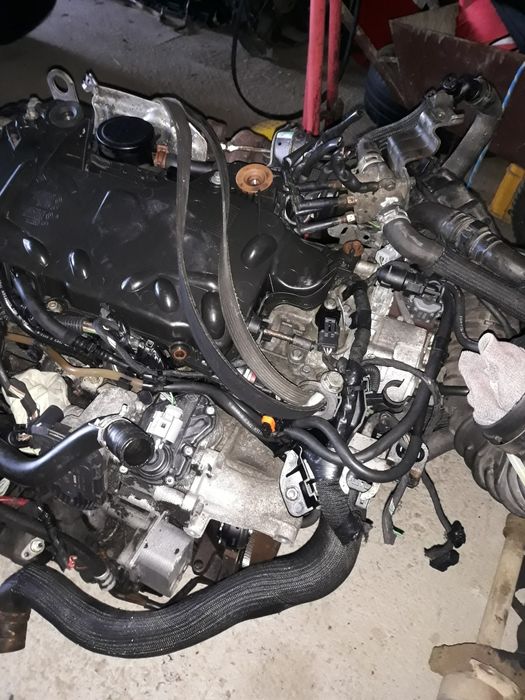Renault Trafic Vivaro silnik kpl 2.0dci M9R 782 780