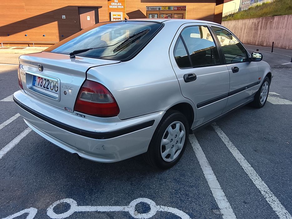 Honda Civic 1.4 is 90cv ano 2000 impecável a nível geral