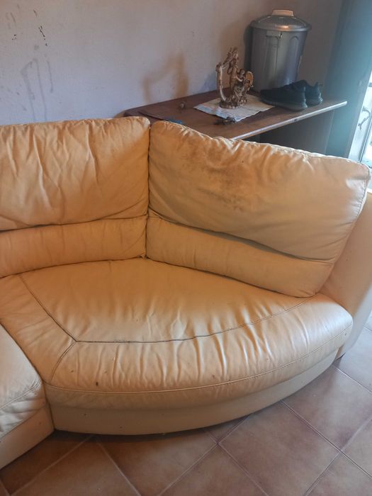 Vendo sofá em bom estado ..