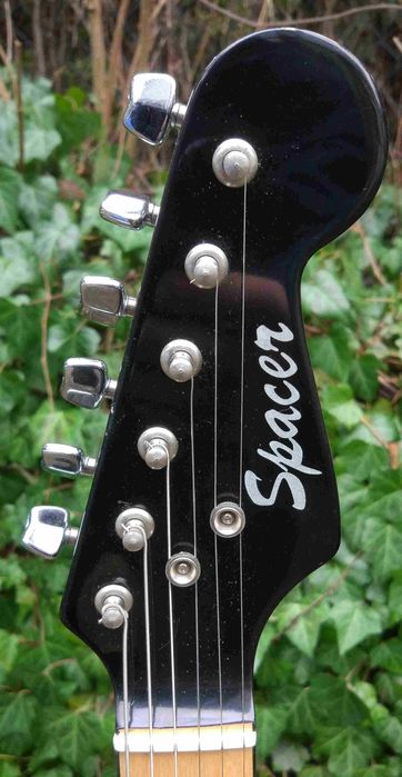 Gitara elektryczna stratocaster SPACER