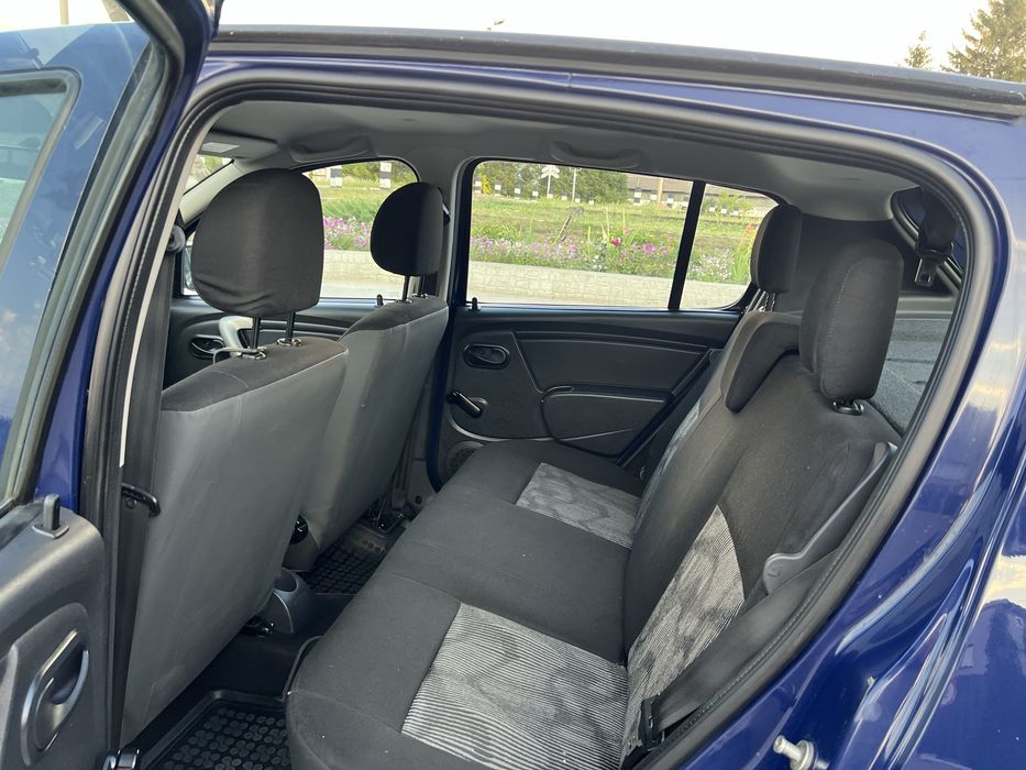 Продам Dacia Sandero 1.4 бенз