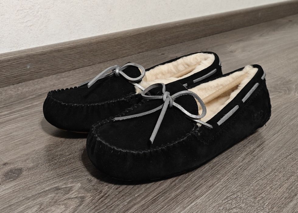 Продам слипоны Ugg.Размер 37.
