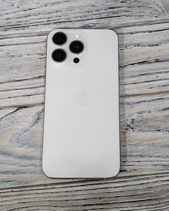 iPhone 15 pro max 1Tb Silver eSIM 560$ магазин