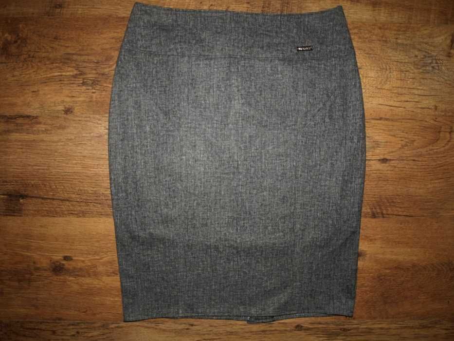 Szara spódnica 40/42